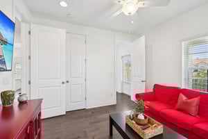 Haas Ave-1704-029.jpg