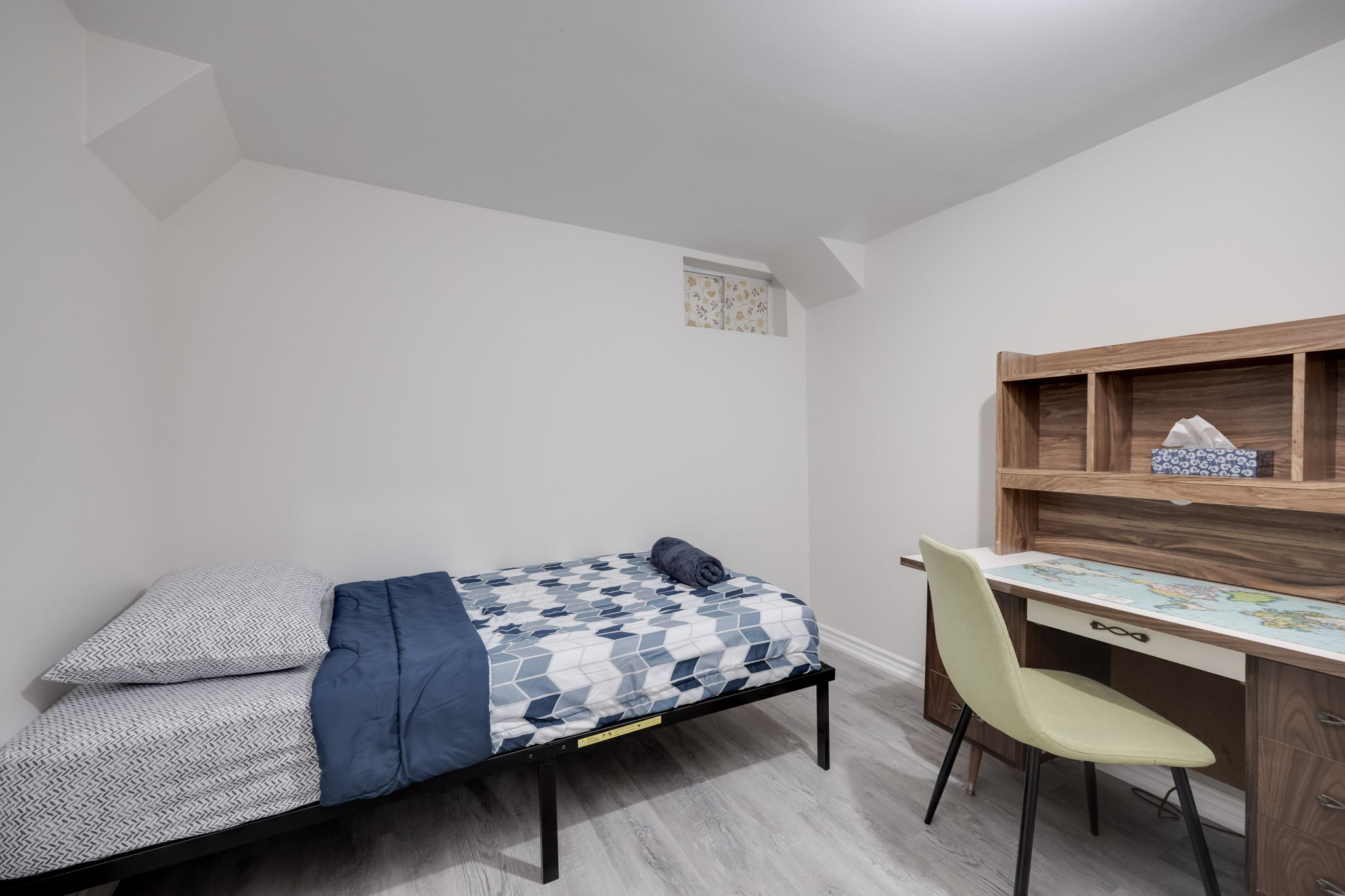 Toronto property showcase — delivered property photograph 25