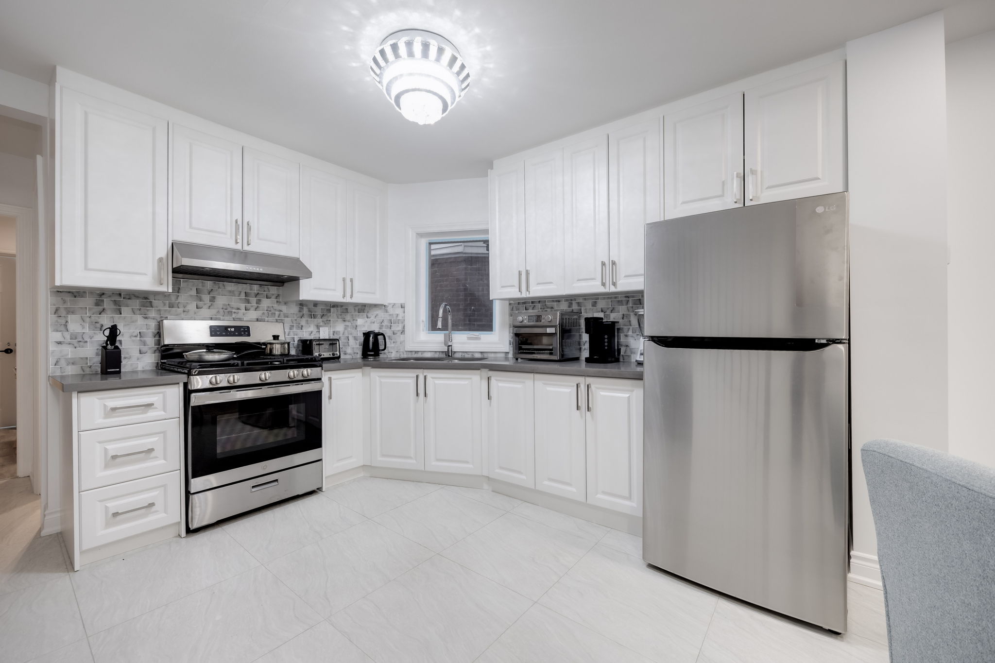 Toronto property showcase — delivered property photograph 4