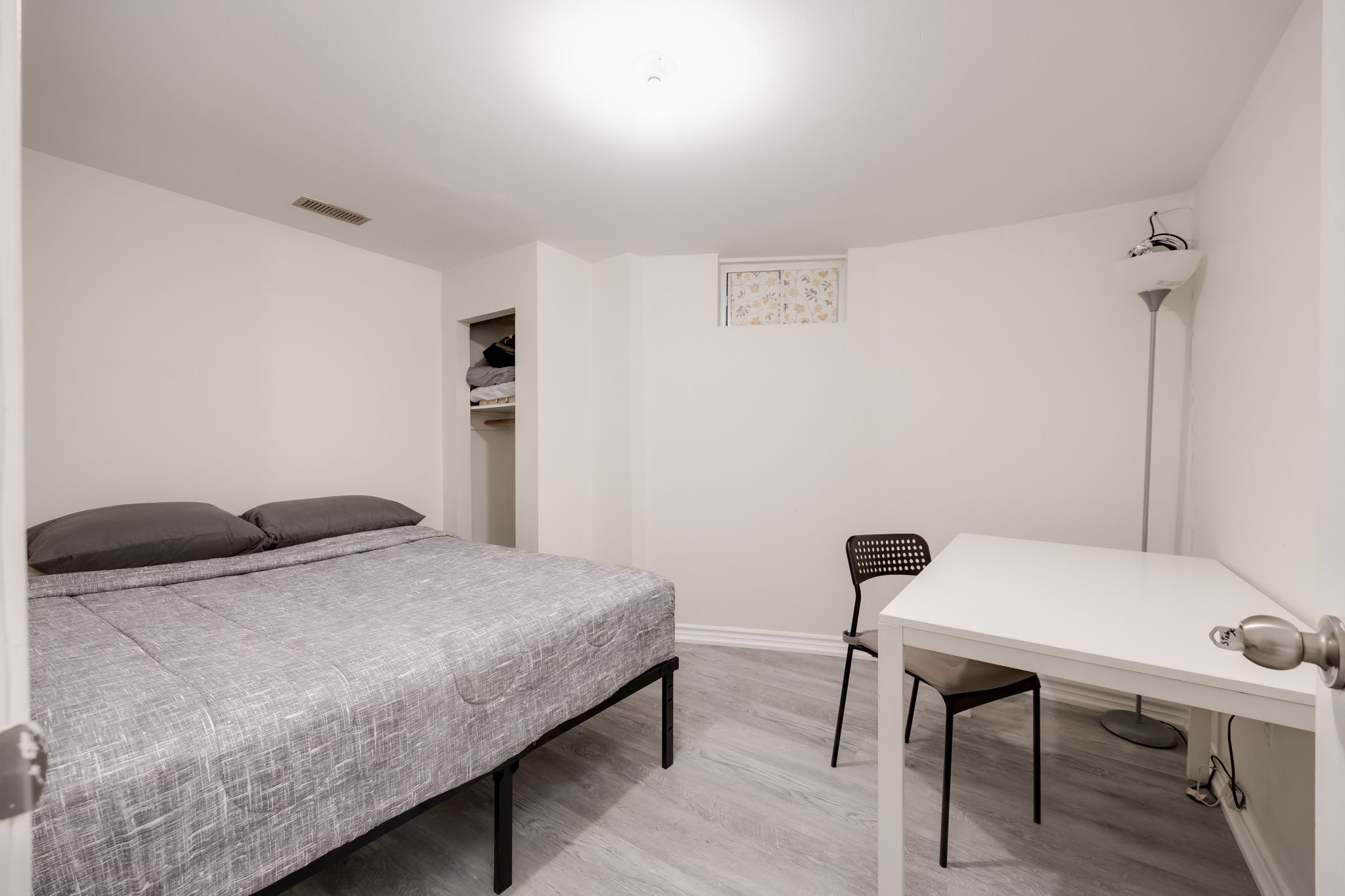 Toronto property showcase — delivered property photograph 24