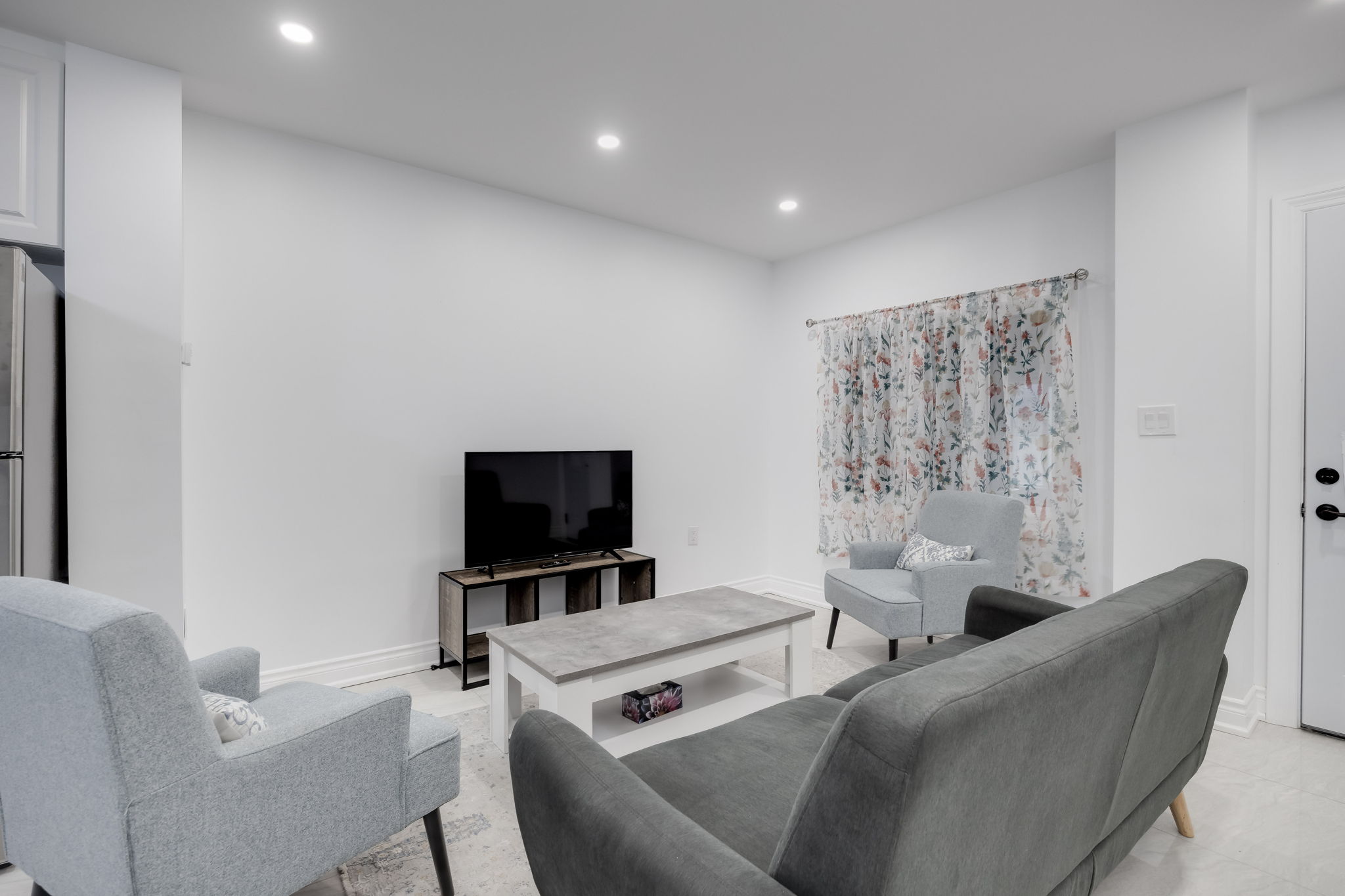 Toronto property showcase — delivered property photograph 2