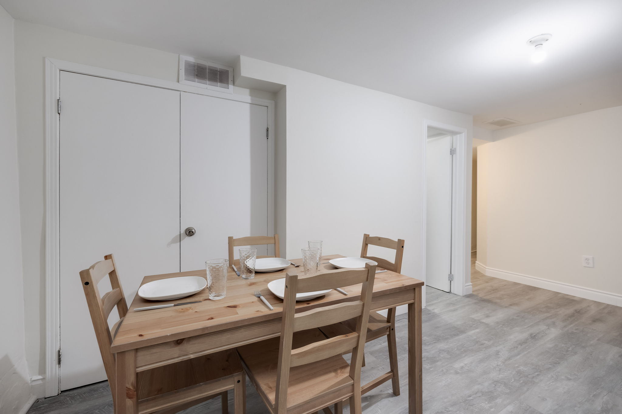 Toronto property showcase — delivered property photograph 21