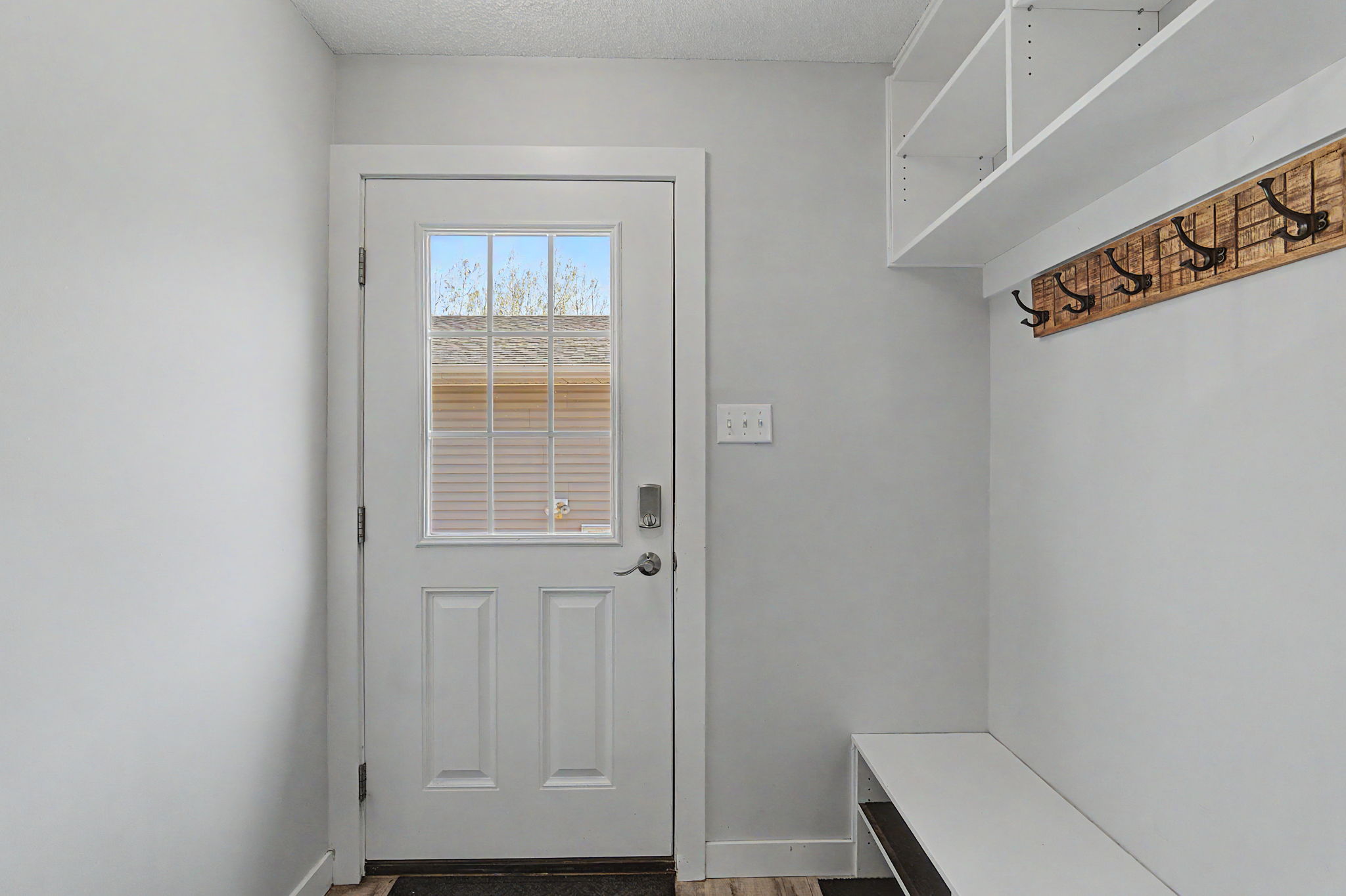  Photo 6