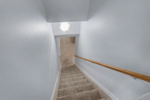  Photo 37