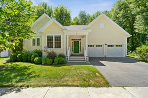  Photo 0