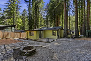 036_F8_990 Creek Dr