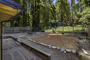 039_F8_990 Creek Dr