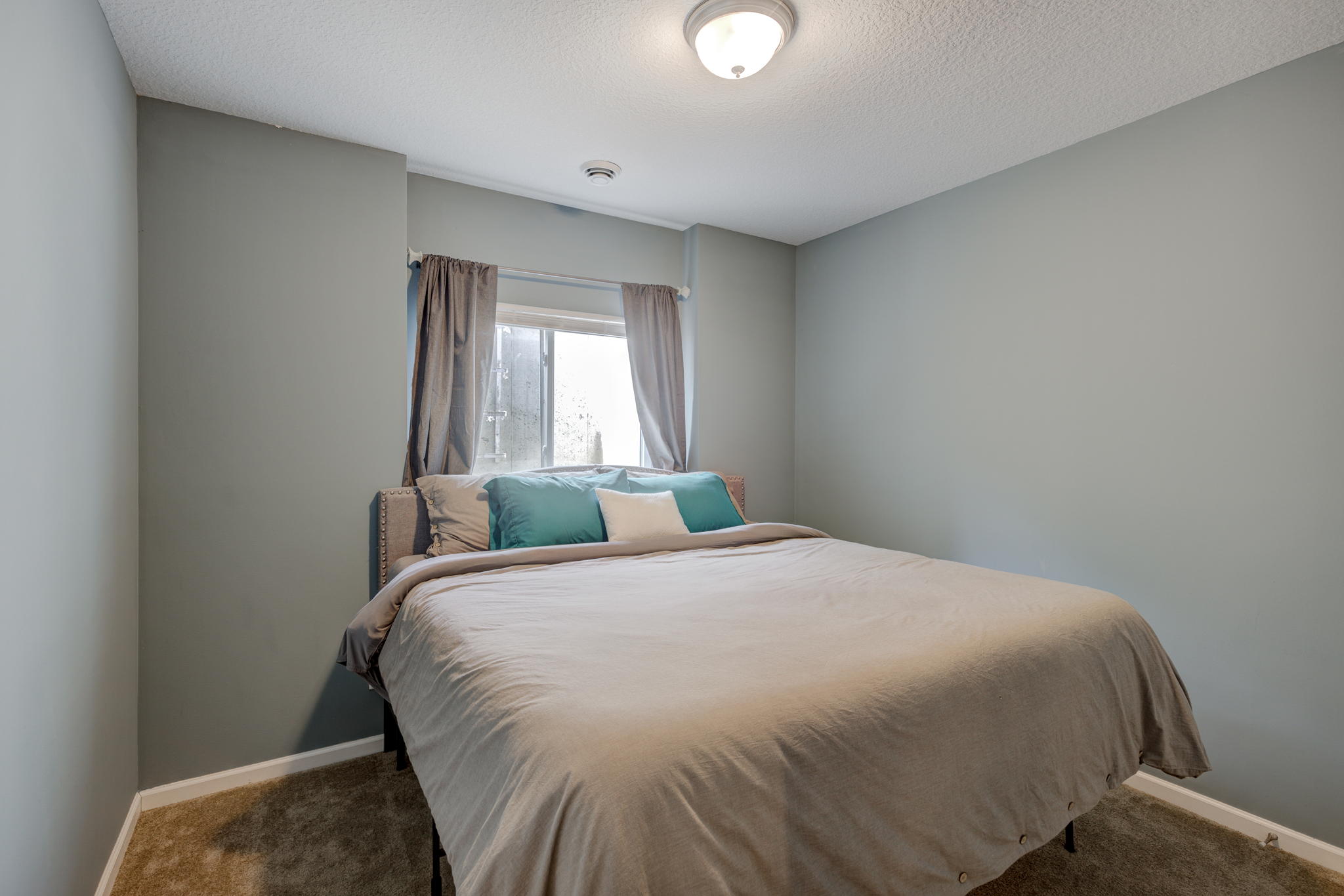 22 Bedroom3