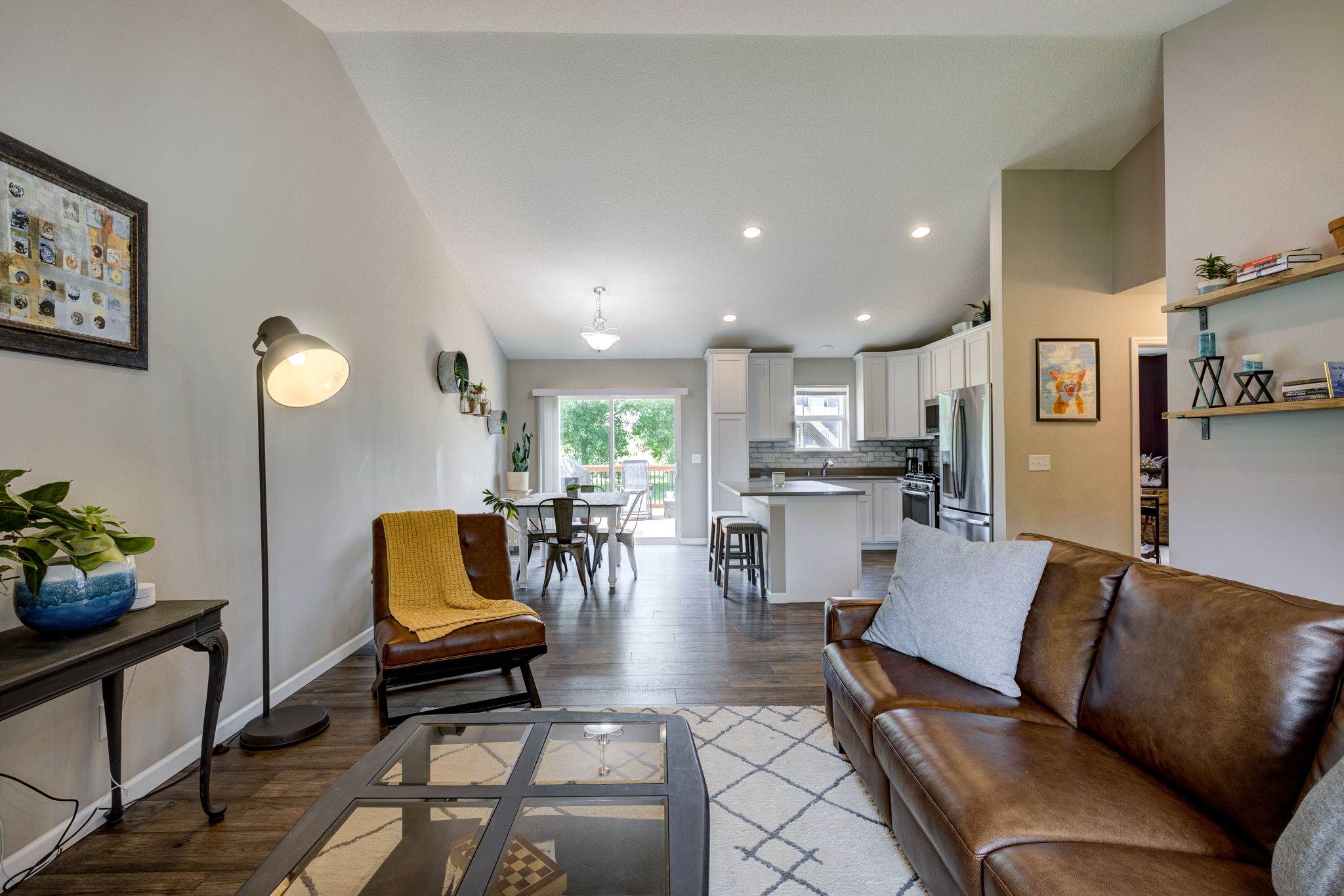 5 Living room
