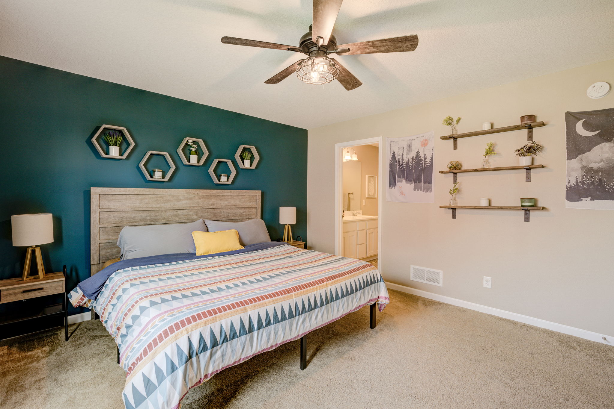 15 Master bedrooom