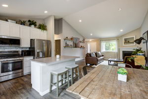 7 Dining room