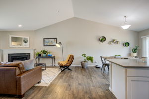 6 Living room