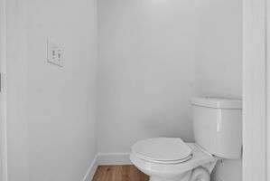  Photo 40