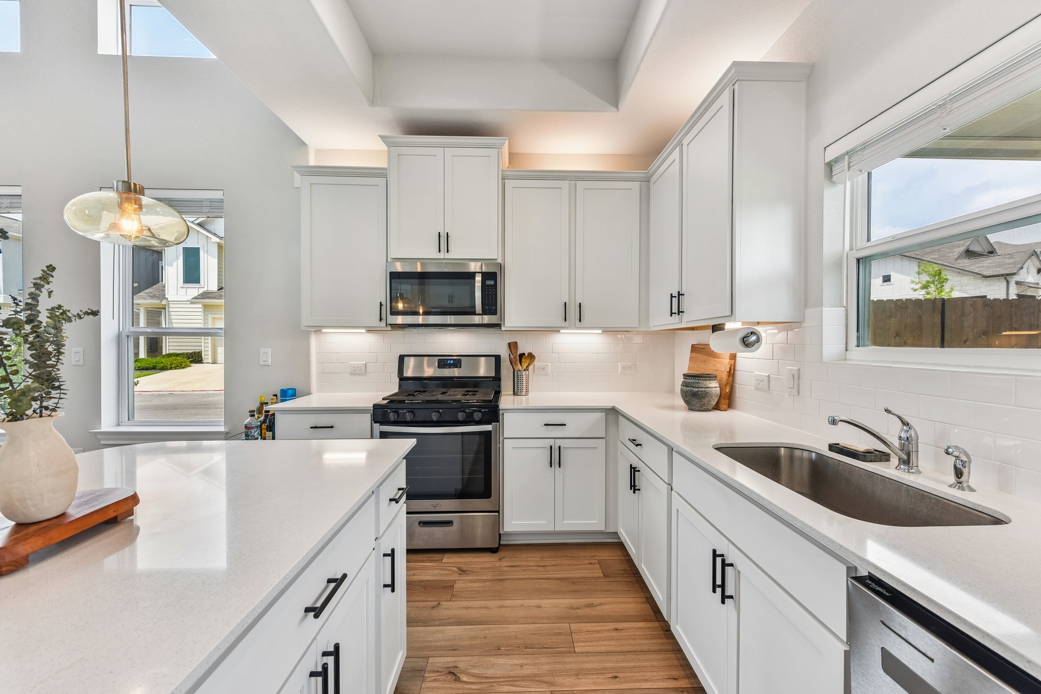 Thane Way 91-S2804-011.jpg