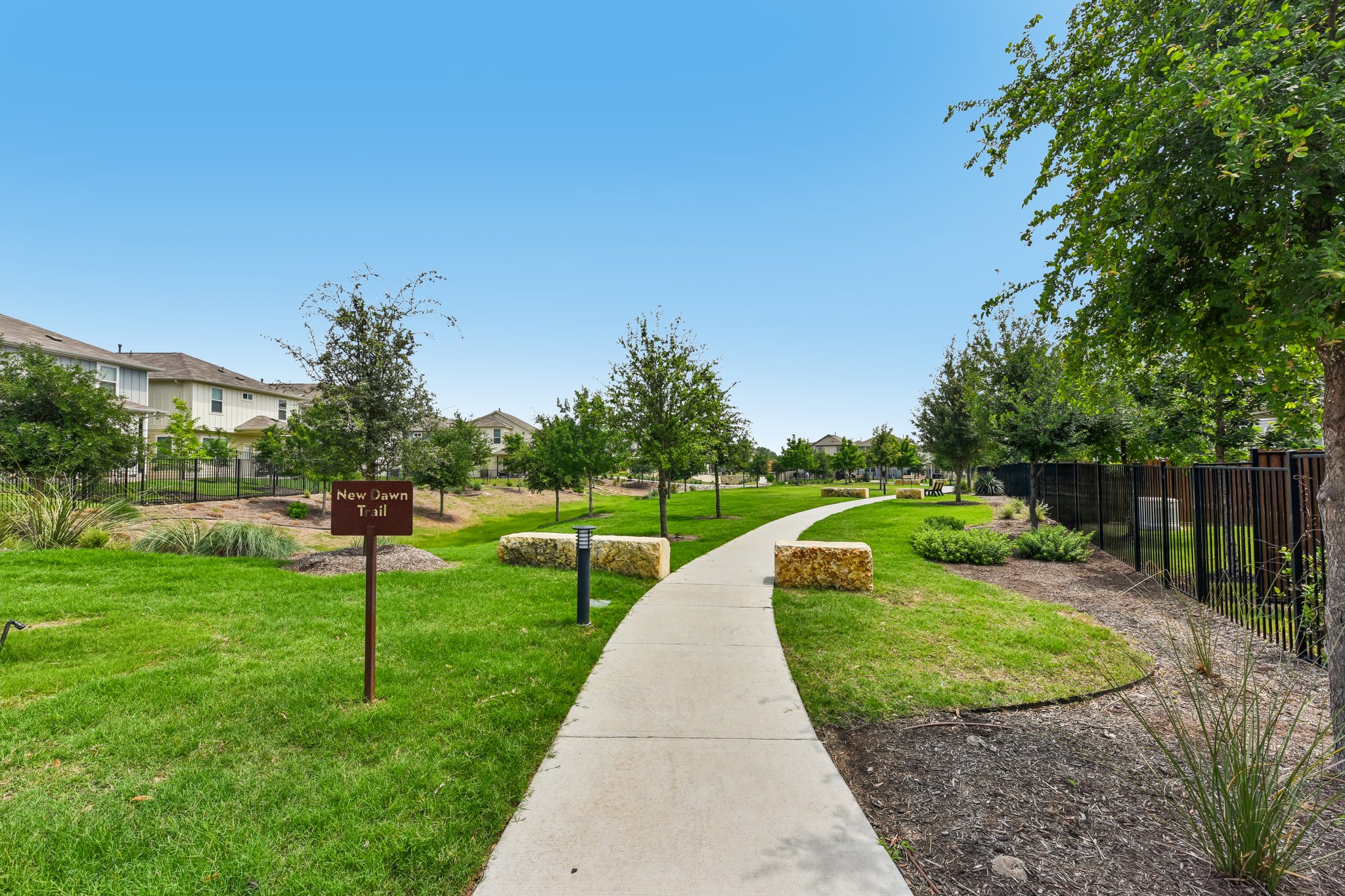 Thane Way 91-S2804-037.jpg