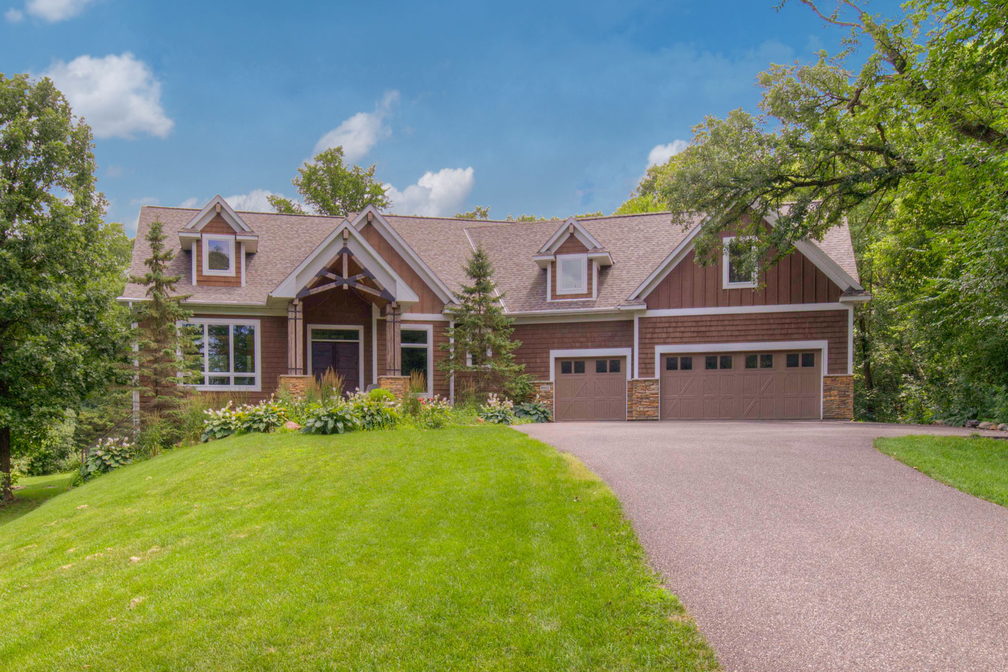  9902 Adam Ave, Inver Grove Heights, MN 55077, US