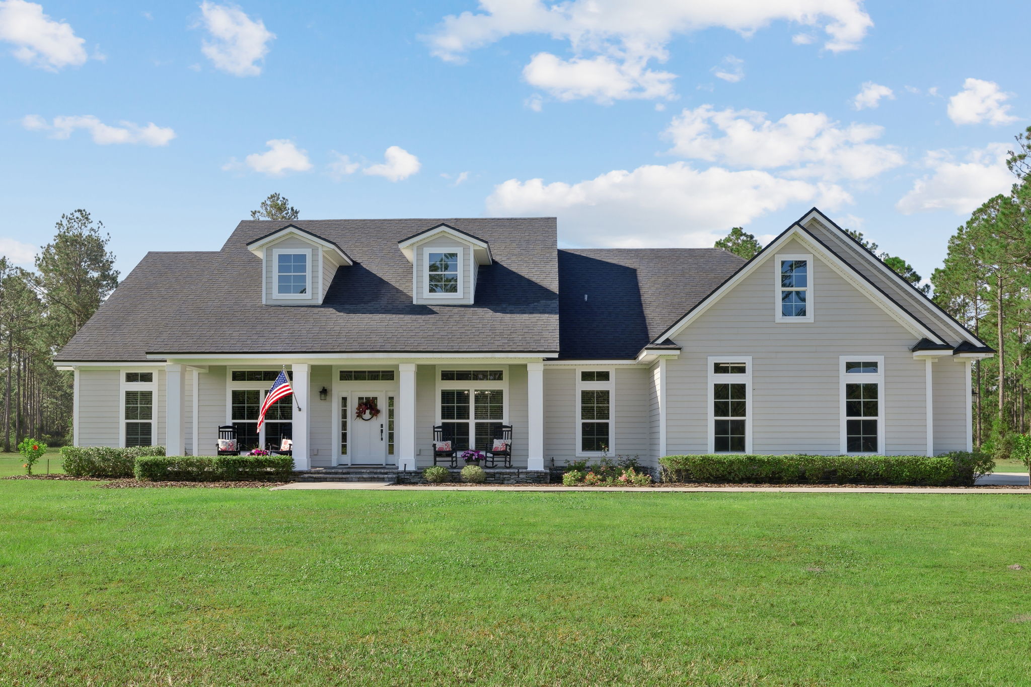 Welcome to 9902 Kings Crossing Dr