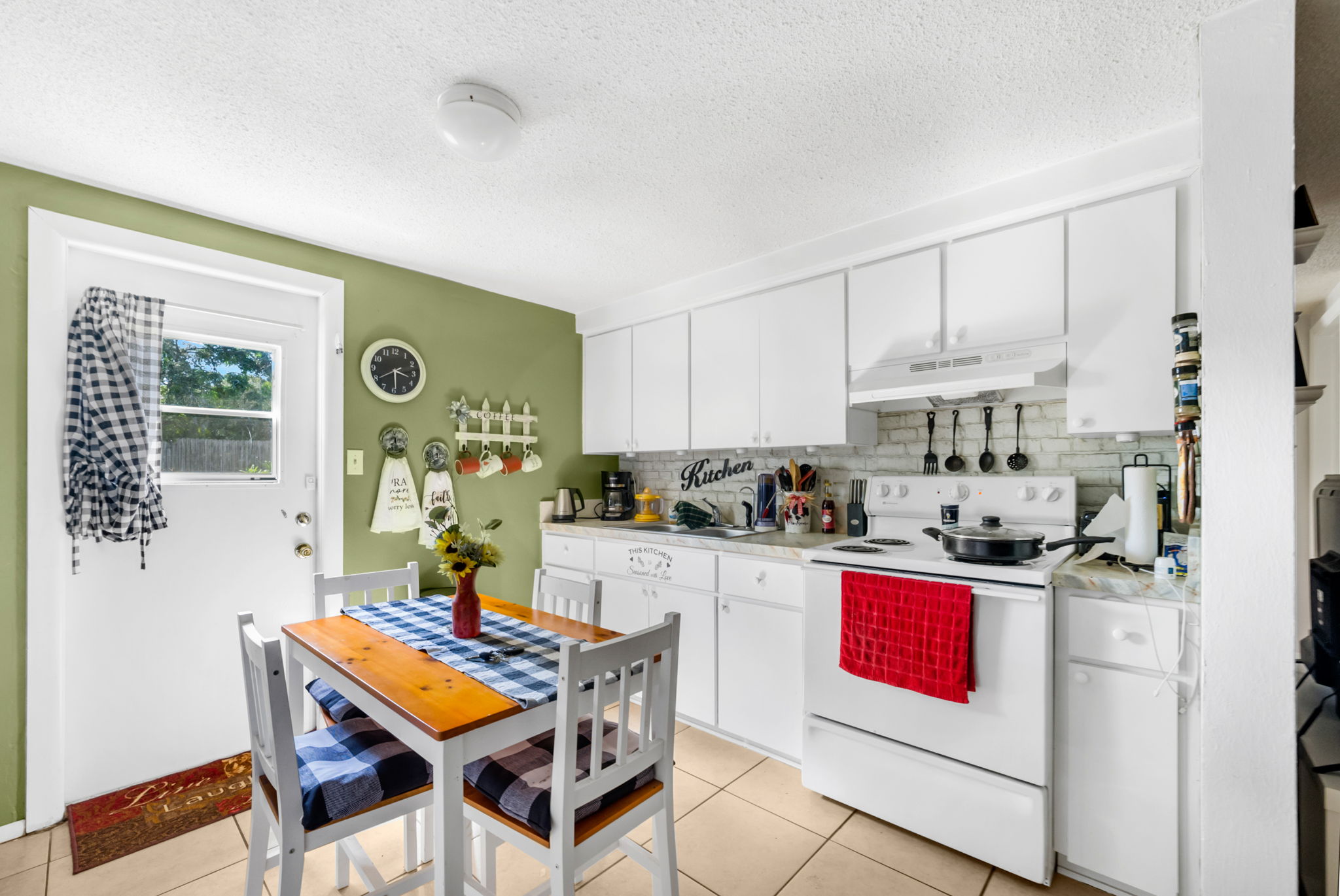 9903 Richwood Ln, Port Richey, FL 34668, USA Photo 16