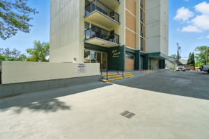  Photo 39