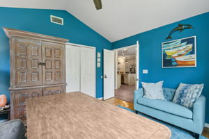 Bedroom/Office