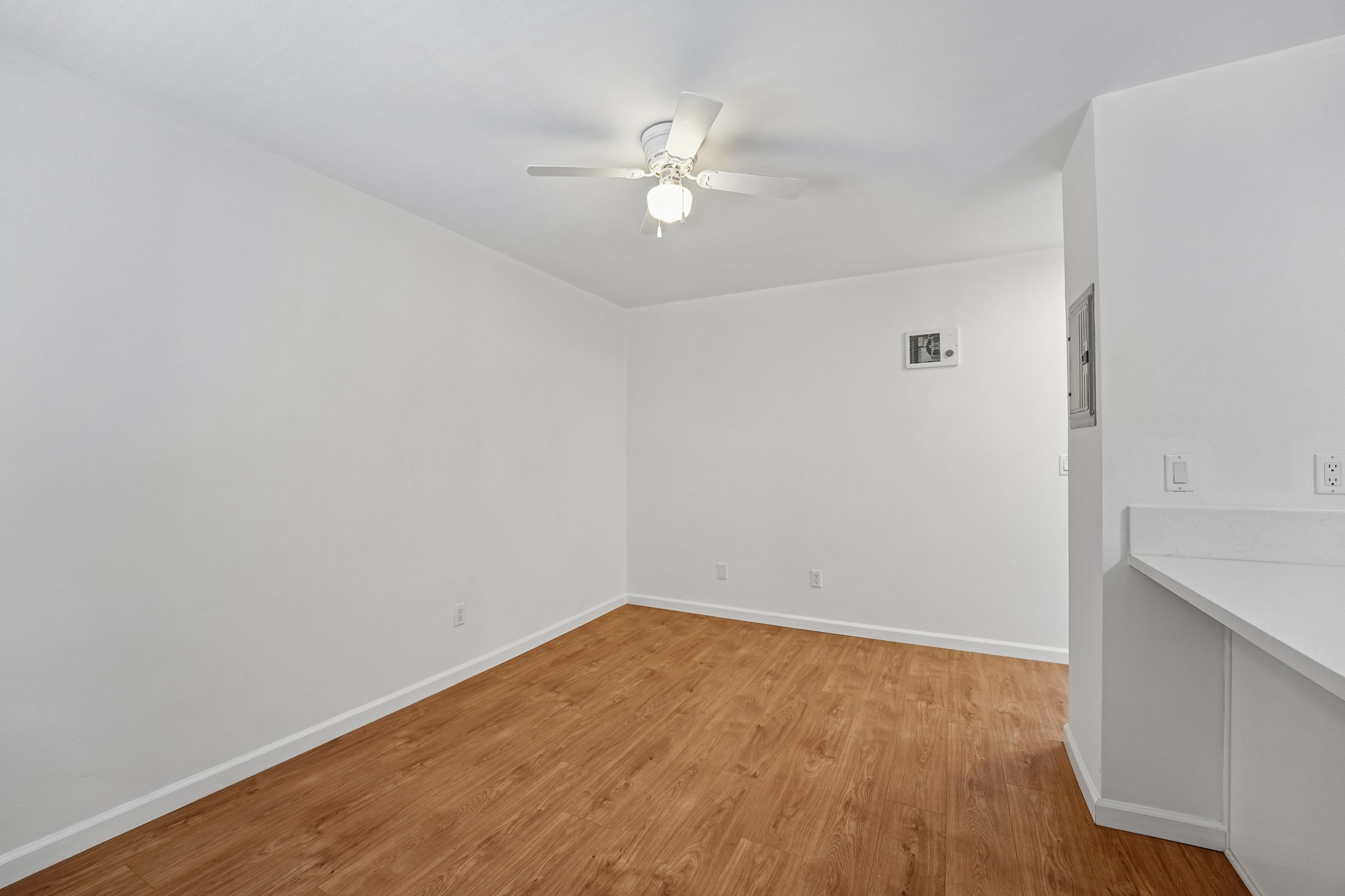 APT 53-005