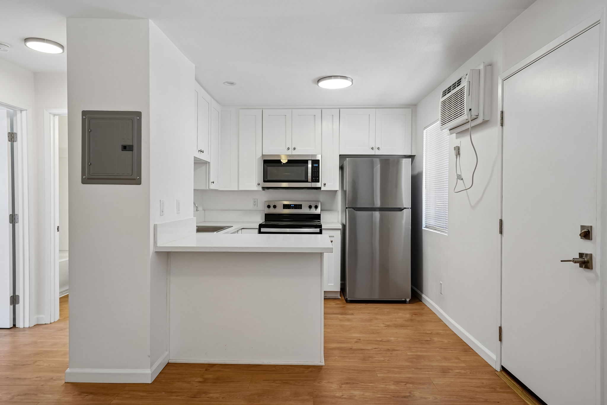 APT 53-008
