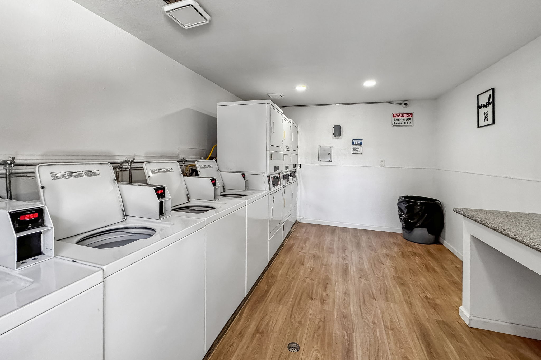 W Blaine St-1405-905
