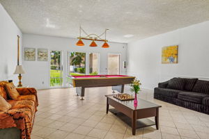 W Blaine St-1405-901