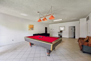 W Blaine St-1405-903