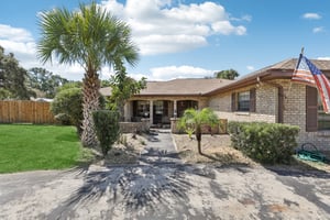 Canterbury Dr-L1609-005.jpg