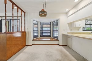 Canterbury Dr-L1609-019.jpg