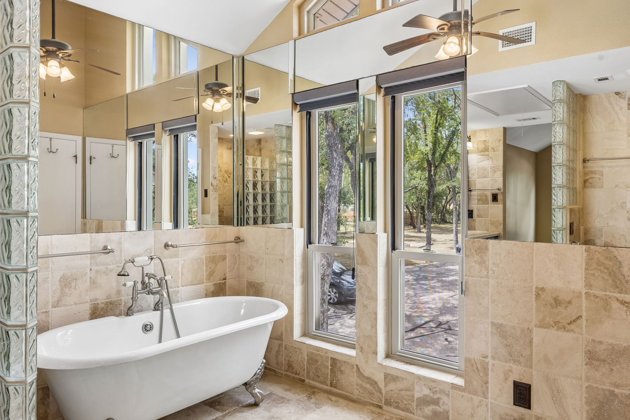 Clawfoot Tub