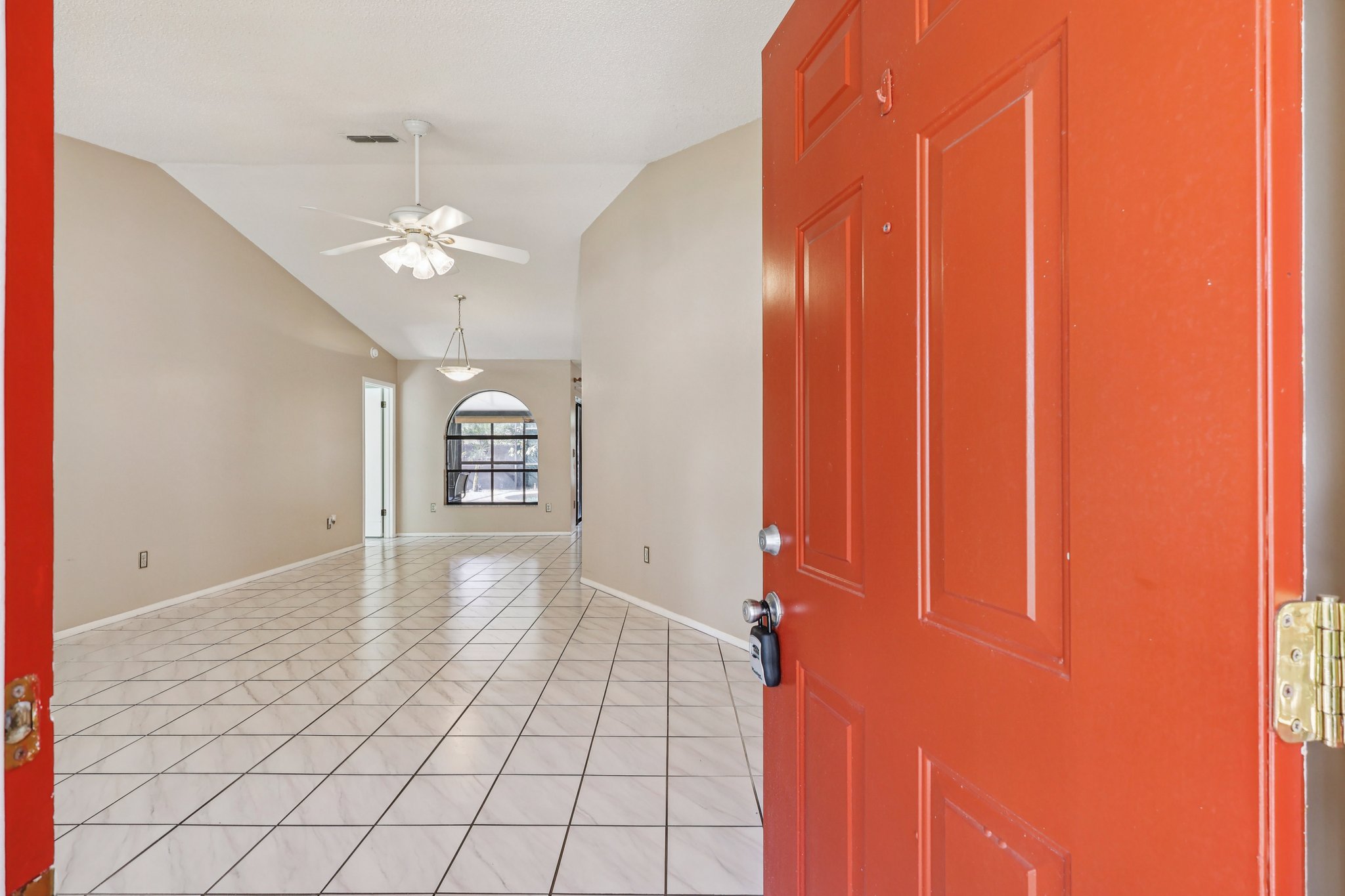 Chesham Dr-S1710-007.jpg