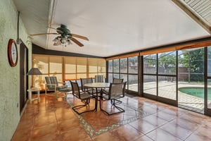 Chesham Dr-S1710-037.jpg