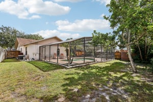 Chesham Dr-S1710-044.jpg