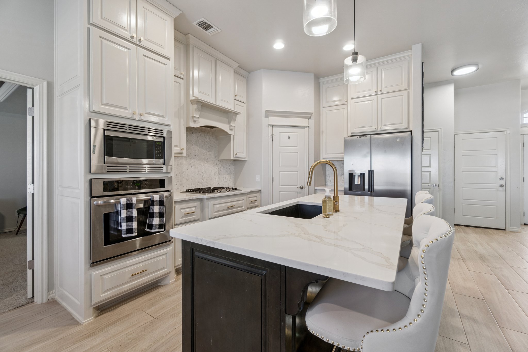 9913 NW 143rd St_016.jpg