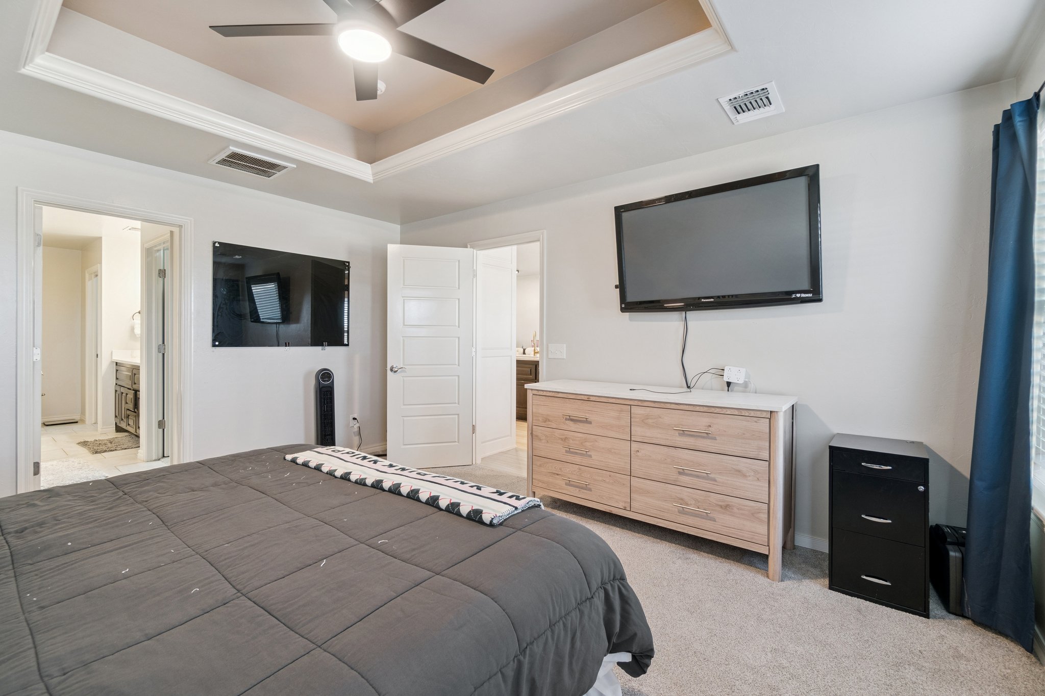 9913 NW 143rd St_029.jpg