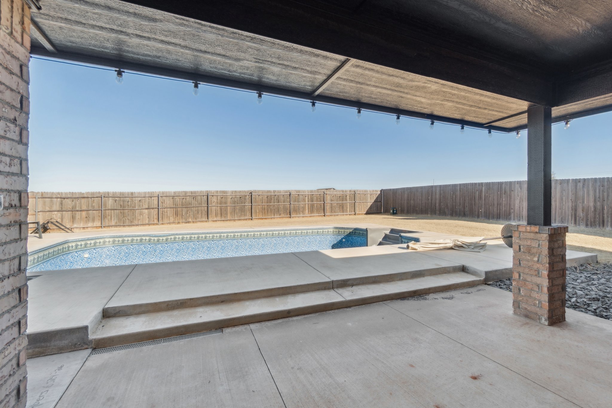 9913 NW 143rd St_049.jpg