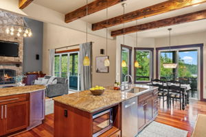  Photo 72