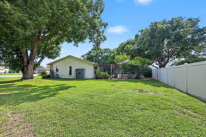 Sideyard1b