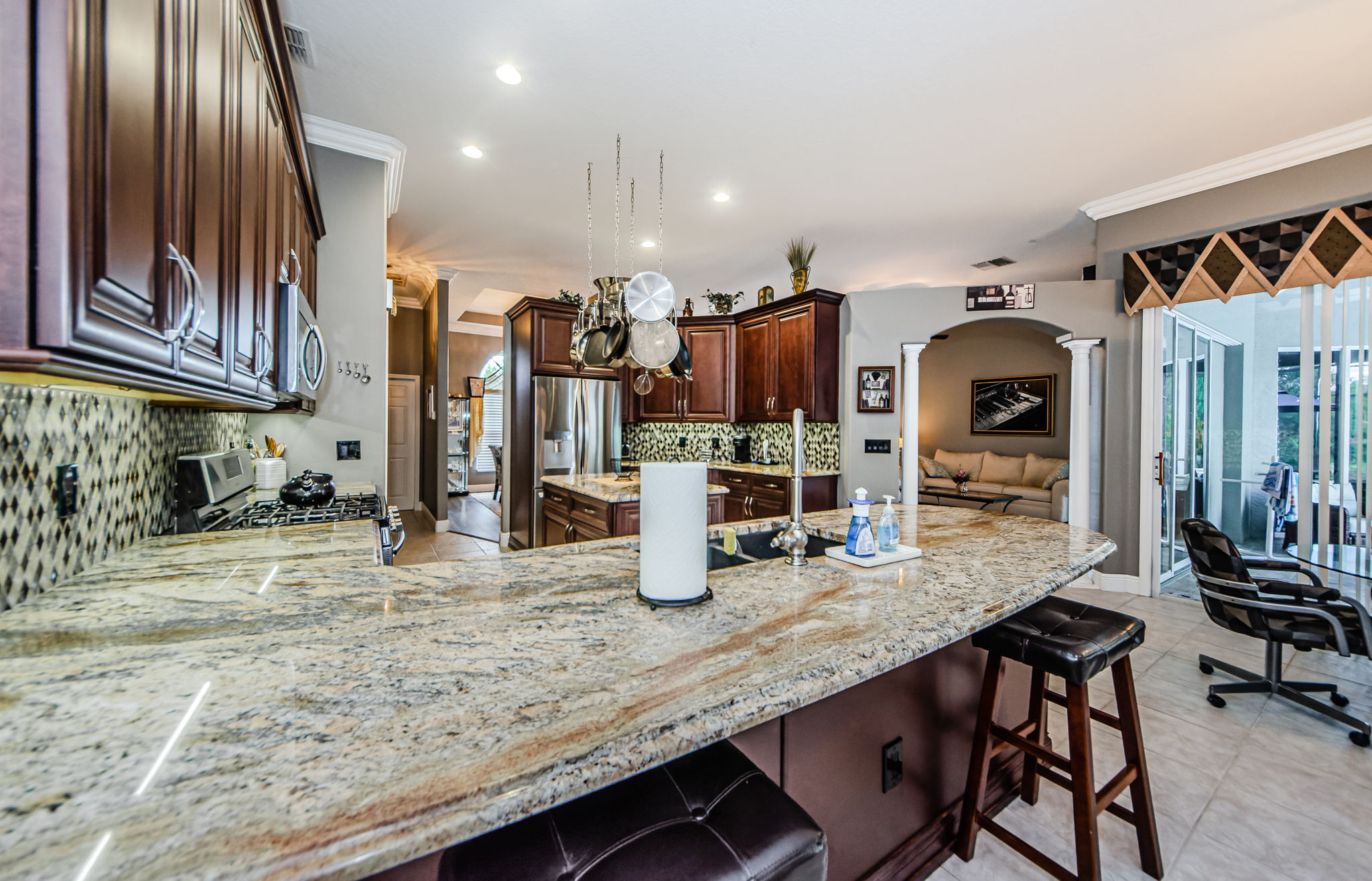 Kitchen 2-2