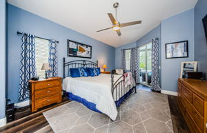 Master Bedroom 1a-2