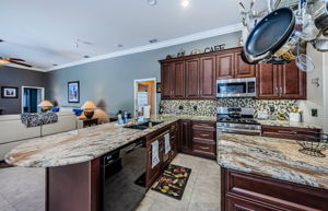 Kitchen 7
