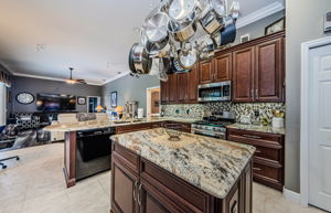 Kitchen 4-2