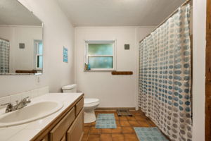  Photo 31