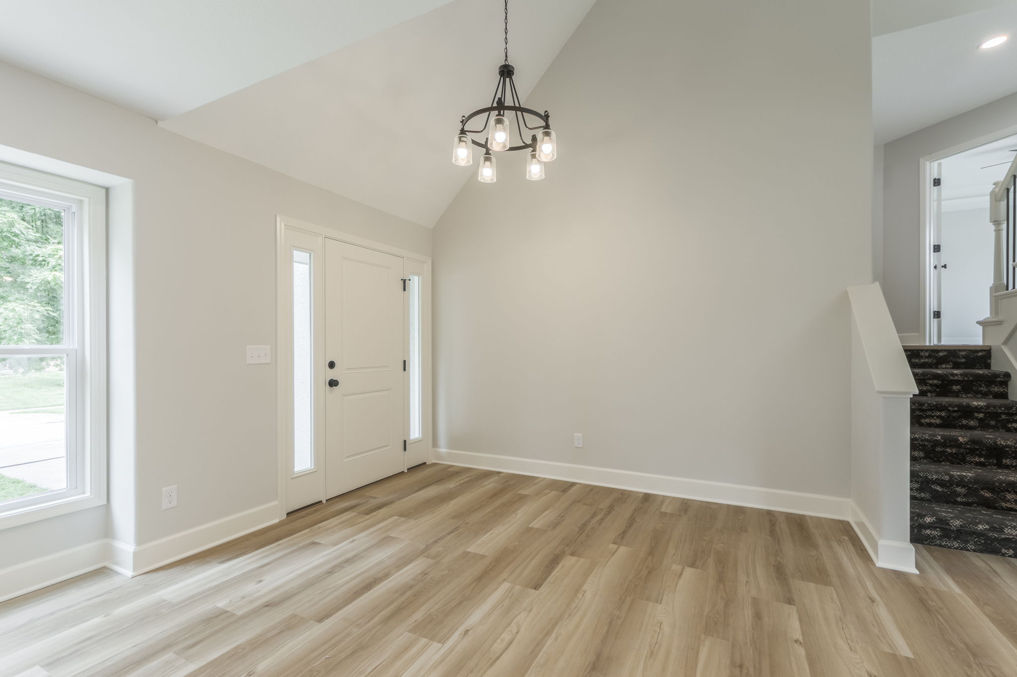 992 Sicklebar Dr-11