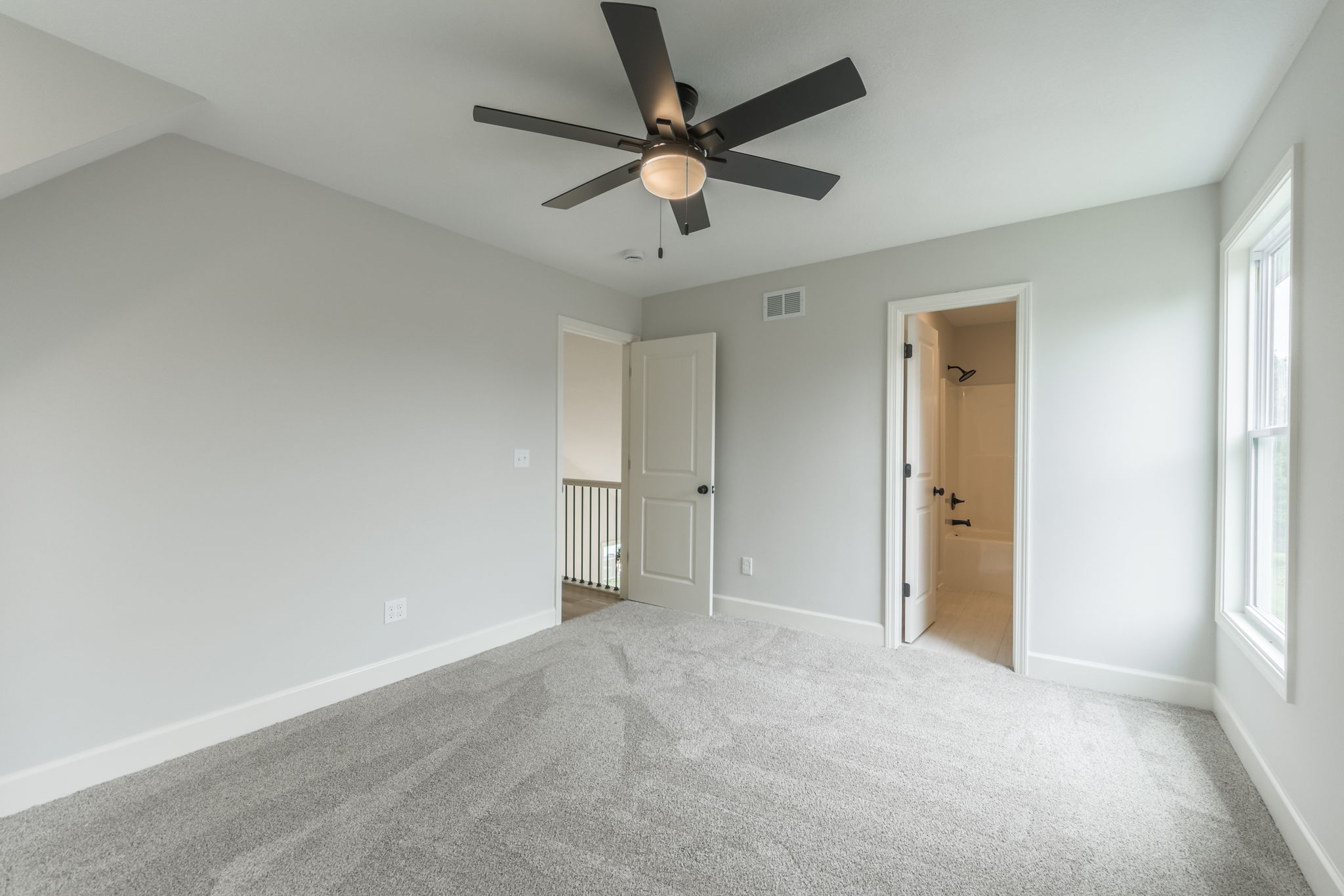 992 Sicklebar Dr-34