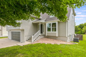 992 Sicklebar Dr-03