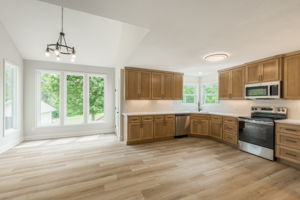 992 Sicklebar Dr-16