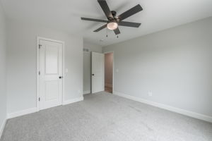 992 Sicklebar Dr-30